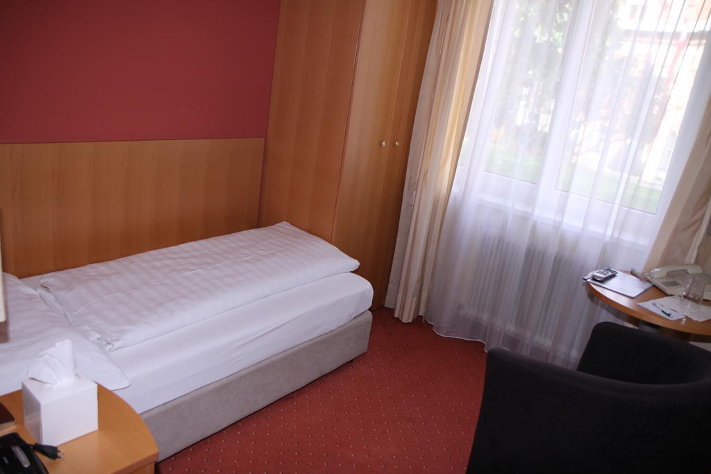 Seminarhotel Springer Schloessl Viena Quarto foto